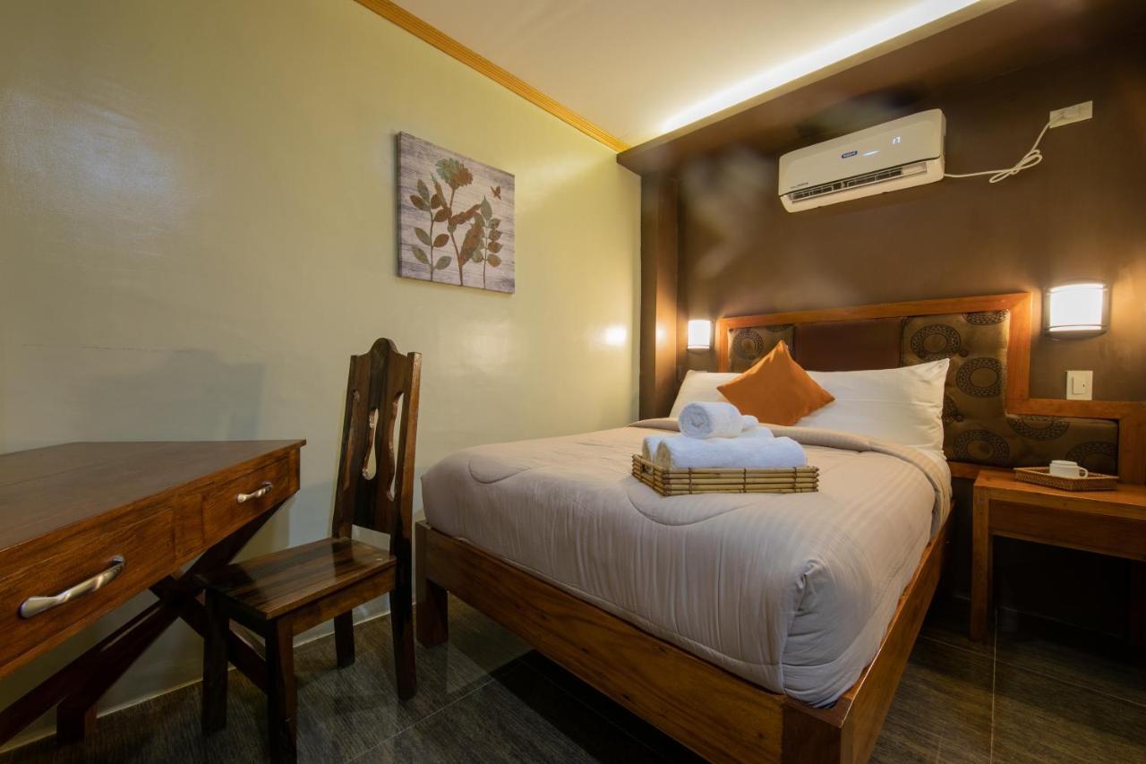 Rawis Resort Hotel And Restaurant Borongan Ngoại thất bức ảnh