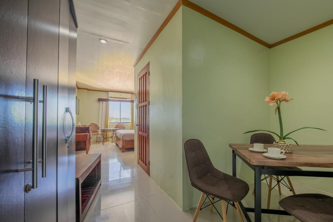 Rawis Resort Hotel And Restaurant Borongan Ngoại thất bức ảnh